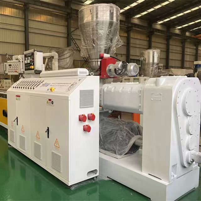 PVC/PE WPC grindų įranga